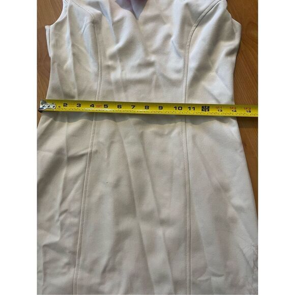Betsy Johnson NWT Ivory Cap Sleeve Women’s Size 2 - Picture 6 of 9